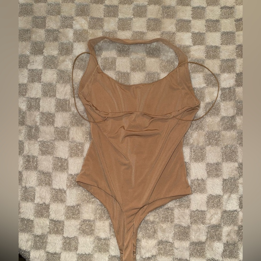 HOURS‎ tan bodysuit Small
